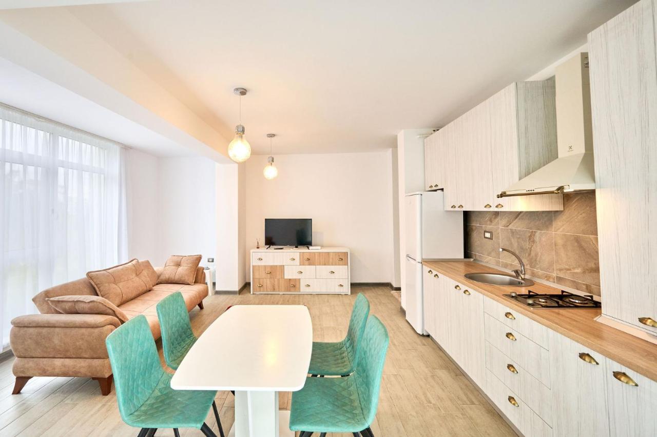 Fancy Apartment In Spa N Pool Beach Resort Mamaia Exterior photo
